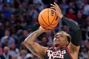 乐鱼体育登录入口-老熟人火箭夏联名单中 上赛季为广东效力的外援阿姆斯在列