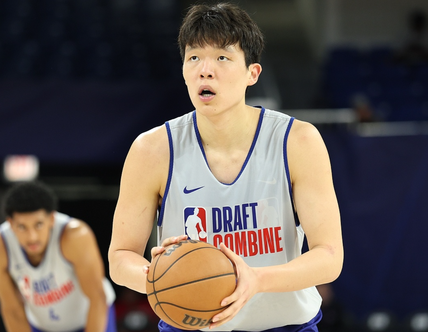 杨瀚森顺利试训猛龙，将回洛杉矶等后续试训安排，步行者基本无望