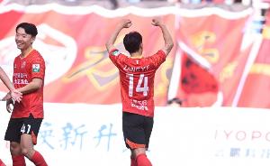 乐鱼体育全站-臧一锋：李金羽指导是中国前锋的代表性人物 辽宁铁人有冲超决心