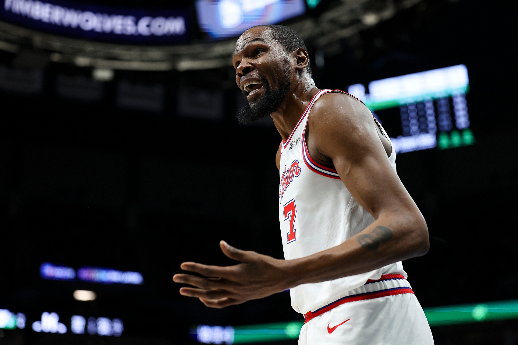 乐鱼体育下载-如何应对严密防守？KD：加强对抗&amp;放慢节奏 我拿到球就任我摆布了